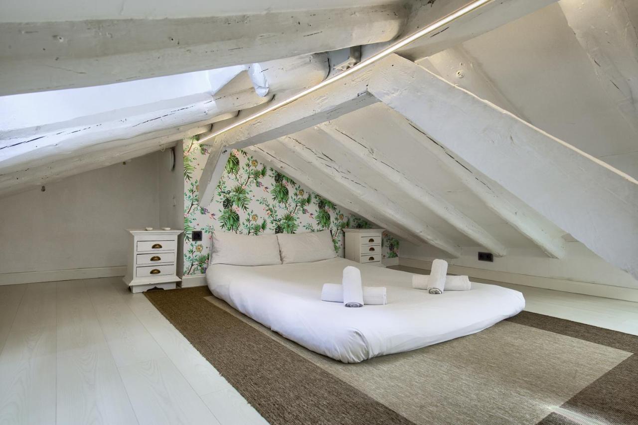 Charming Sol Attic Apartment มาดริด ภายนอก รูปภาพ